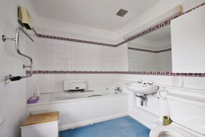 Photo 9- click for photo gallery